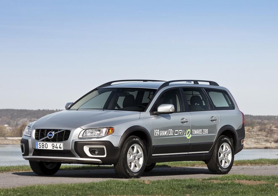  Volvo XC70 2010 года  (фото 52 из 58)